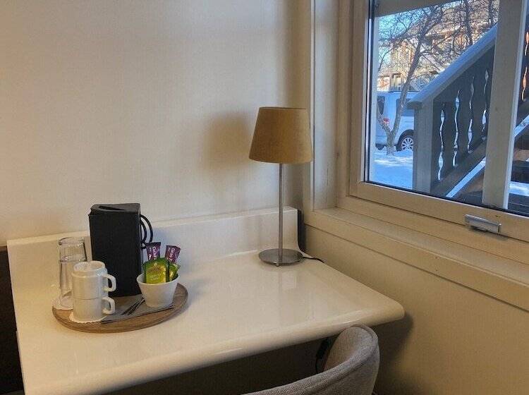 Vikingskipet Hotell