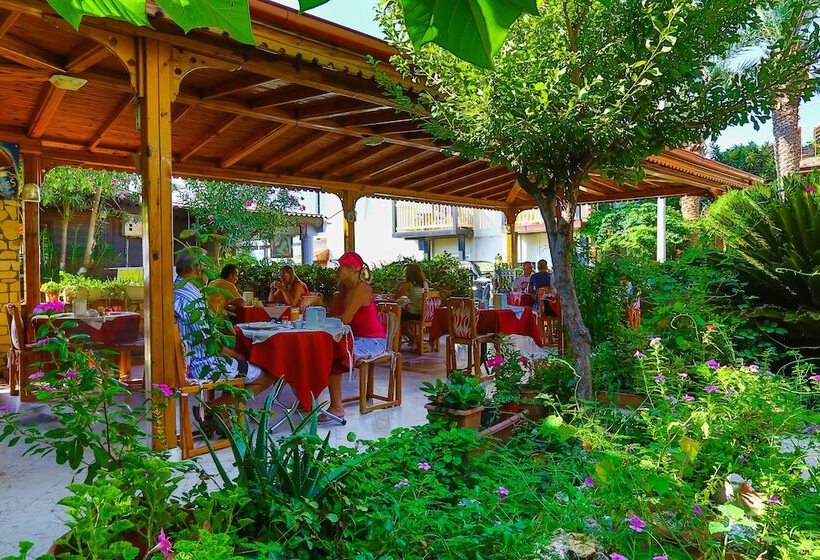 ホテル Villa Onemli