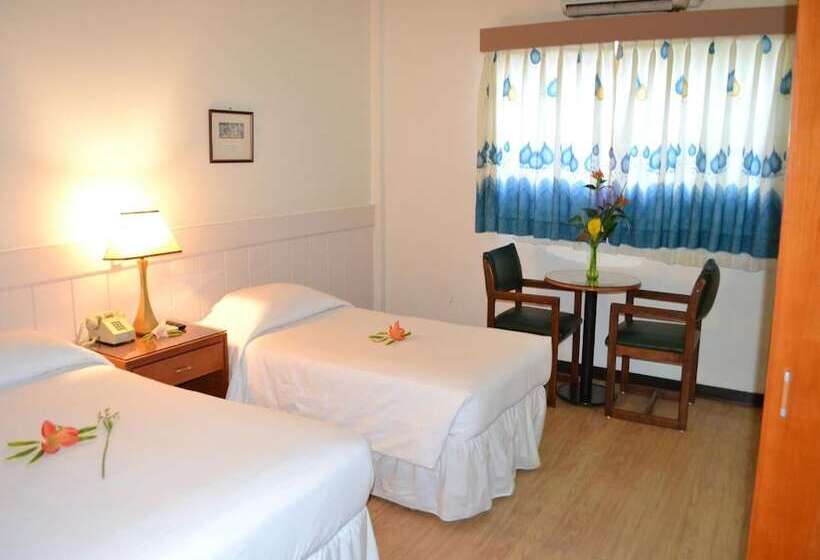 هتل West Plaza Downtown