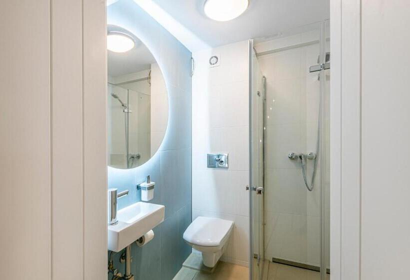 فندق Willa Albatros Happy Hours