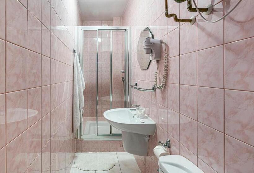 فندق Willa Albatros Happy Hours