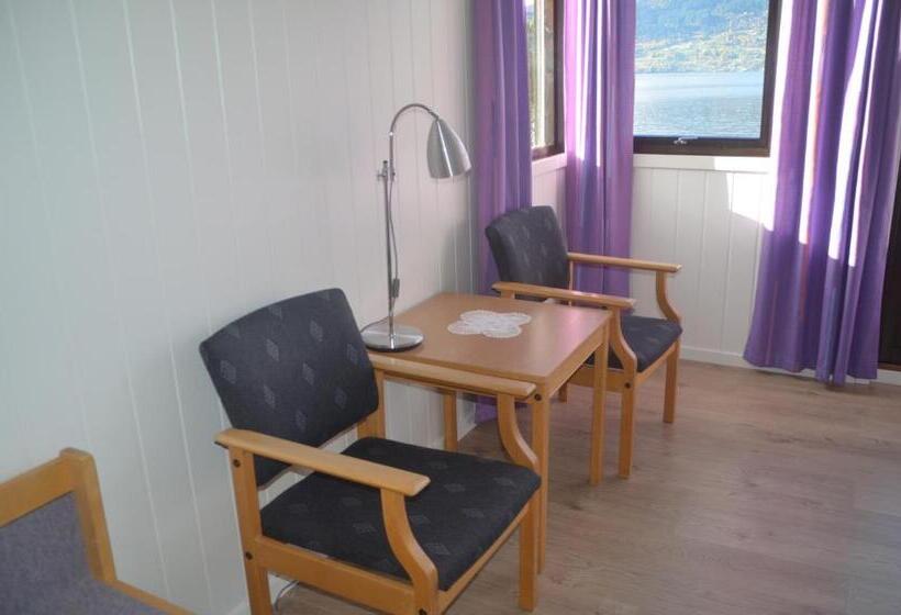 Innvik Fjordhotell