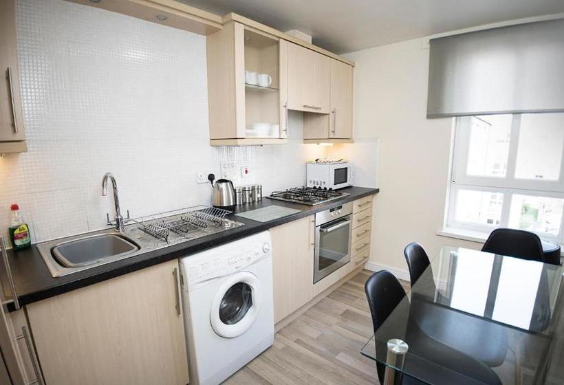 Lochend Serviced Apartments