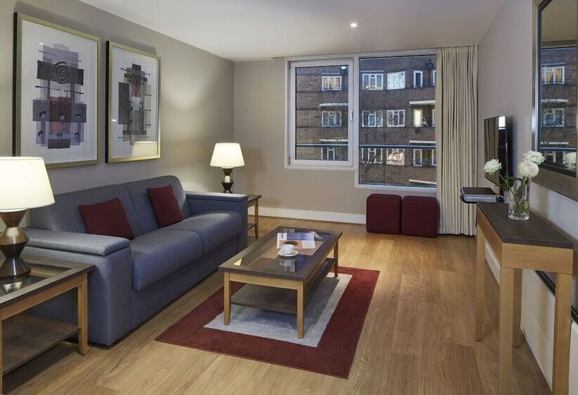 Marlin Apartments  London Bridge Empire Square