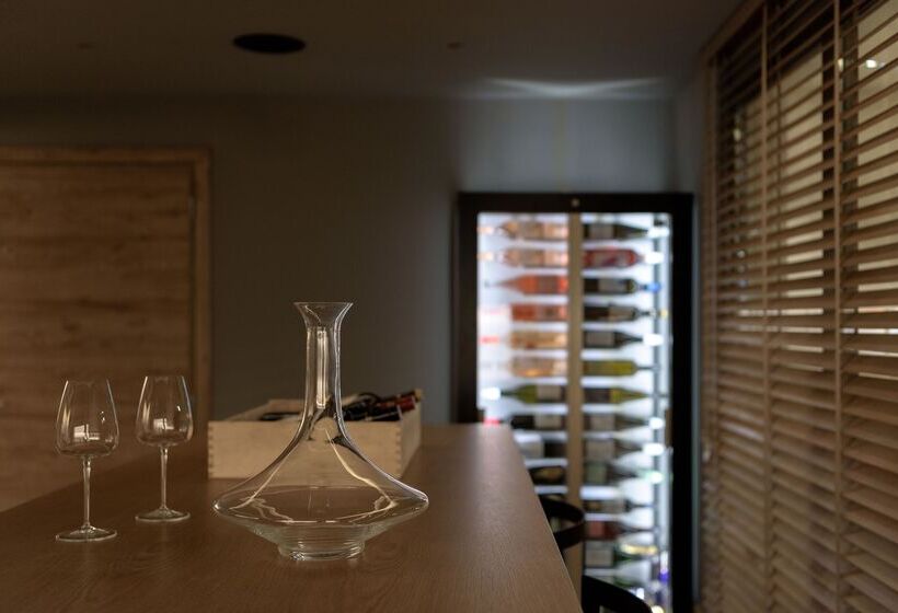 Paralos Venus Suites Adults Only