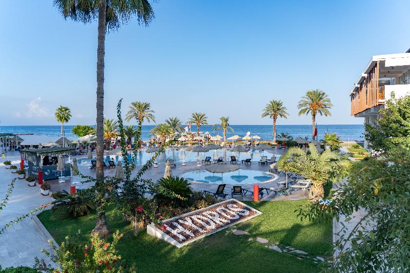 Курорт Aqi Hydros Club