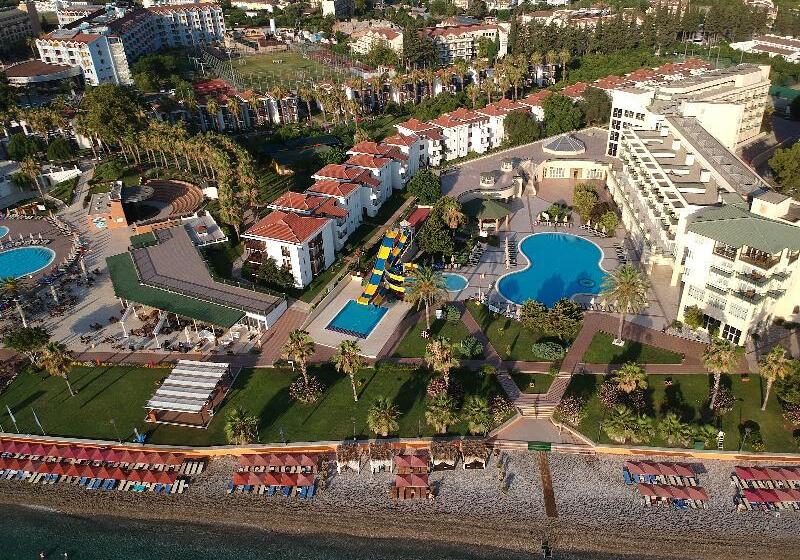 Курорт Aqi Hydros Club