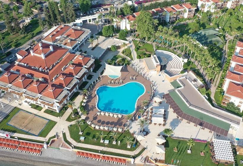 Курорт Aqi Hydros Club