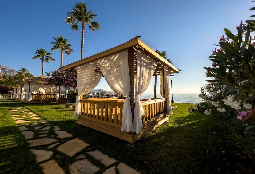 Курорт Aqi Hydros Club