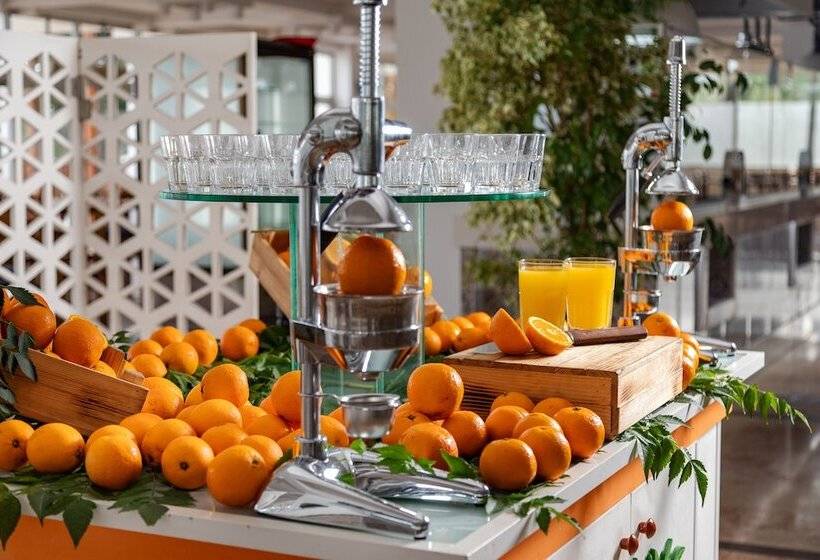 Курорт Aqi Hydros Club