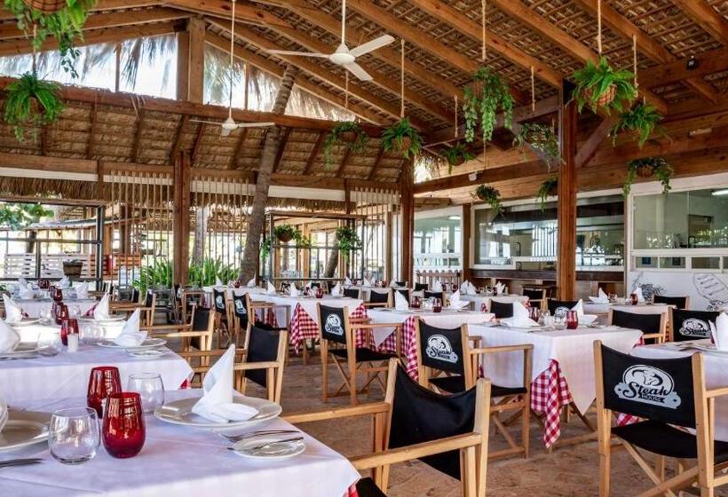 リゾートホテル Sunscape Coco Punta Cana - All Inclusive