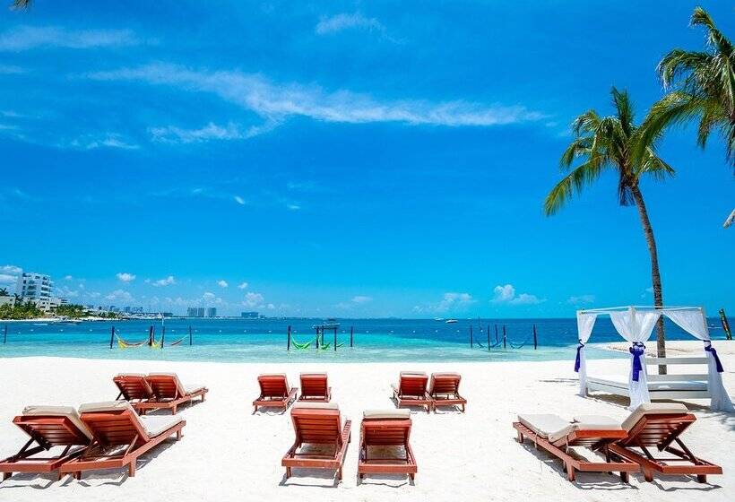استراحتگاه Grand Oasis Palm