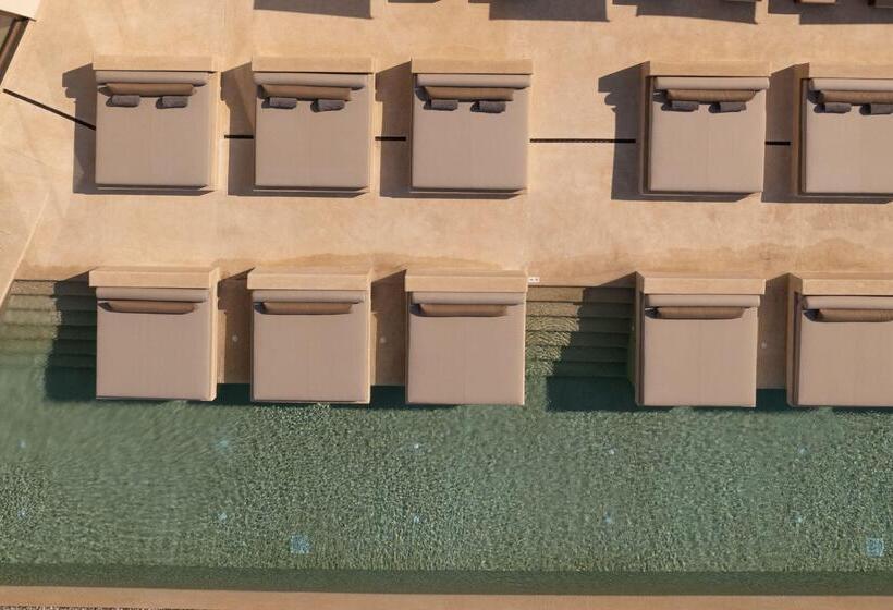 אתר נופש Suntouch Suites