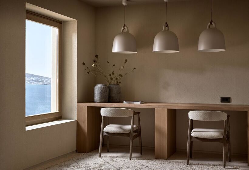 استراحتگاه Suntouch Suites