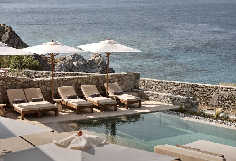 استراحتگاه Suntouch Suites