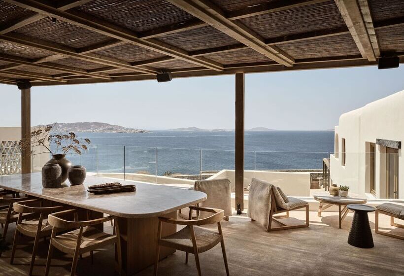استراحتگاه Suntouch Suites