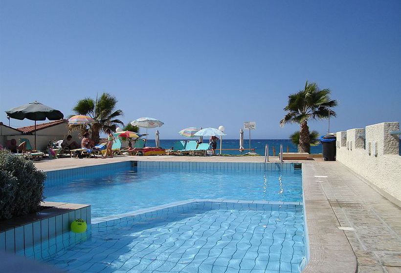 Seafront Beach  Apartments