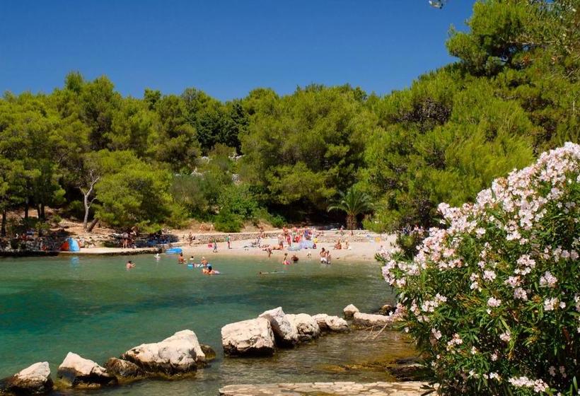 Trim Sunny Apartments By Valamar