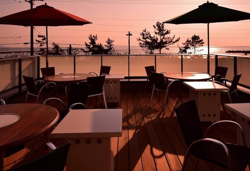 Hotel The Retreat Mikuni