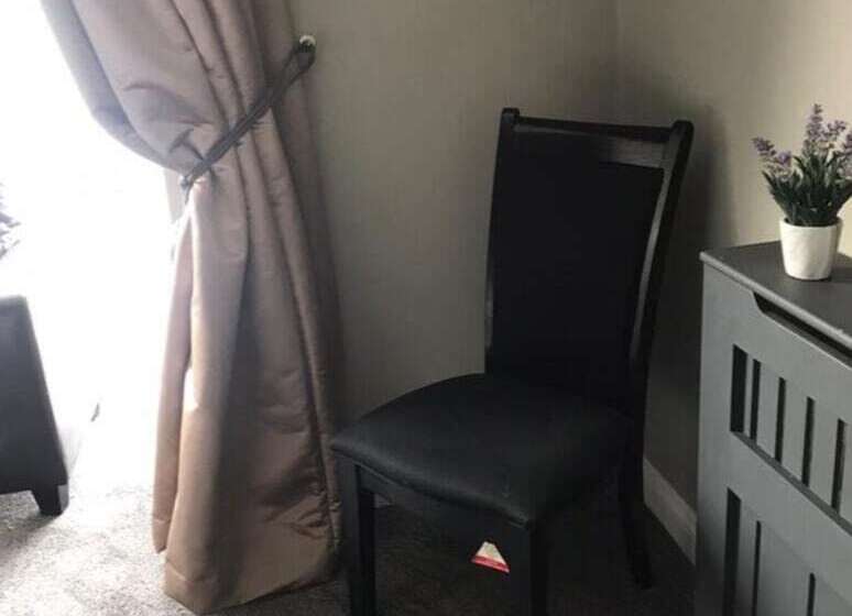 בית מלון כפרי The Leven Guesthouse