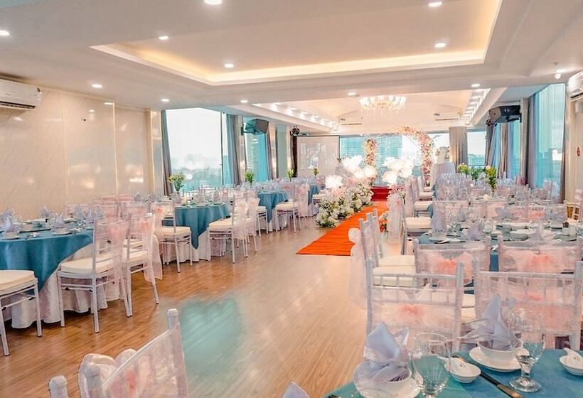 هتل Happy Life Green