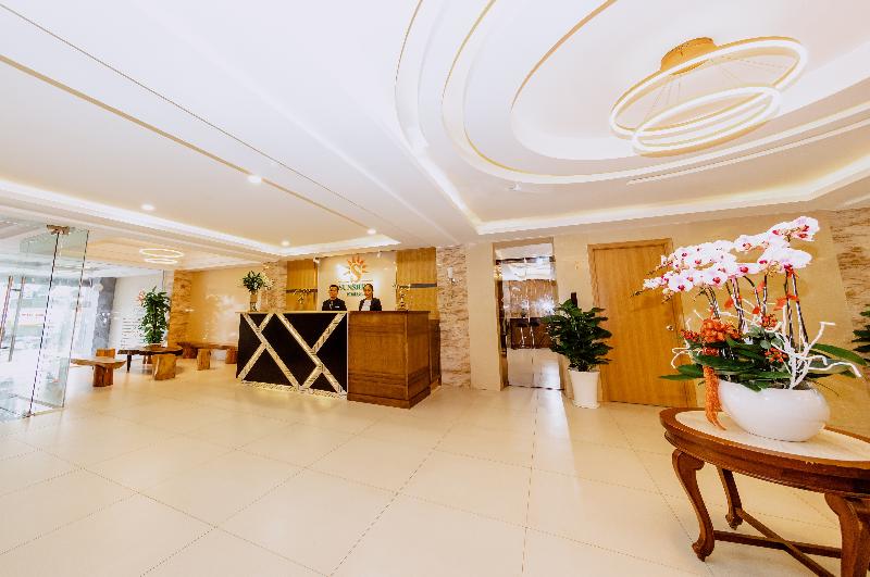 هتل Happy Life Green