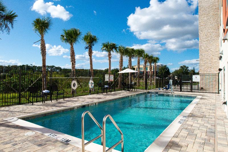 Отель Holiday Inn Express Orlando South Park, An Ihg