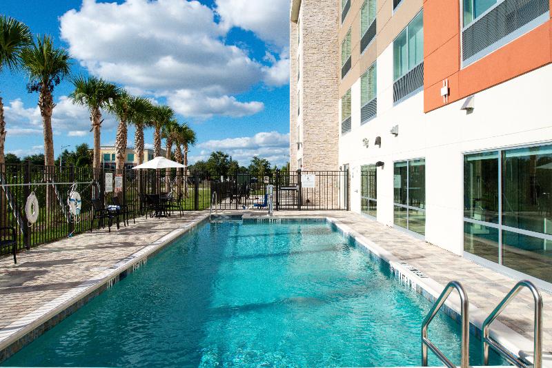 Отель Holiday Inn Express Orlando South Park, An Ihg