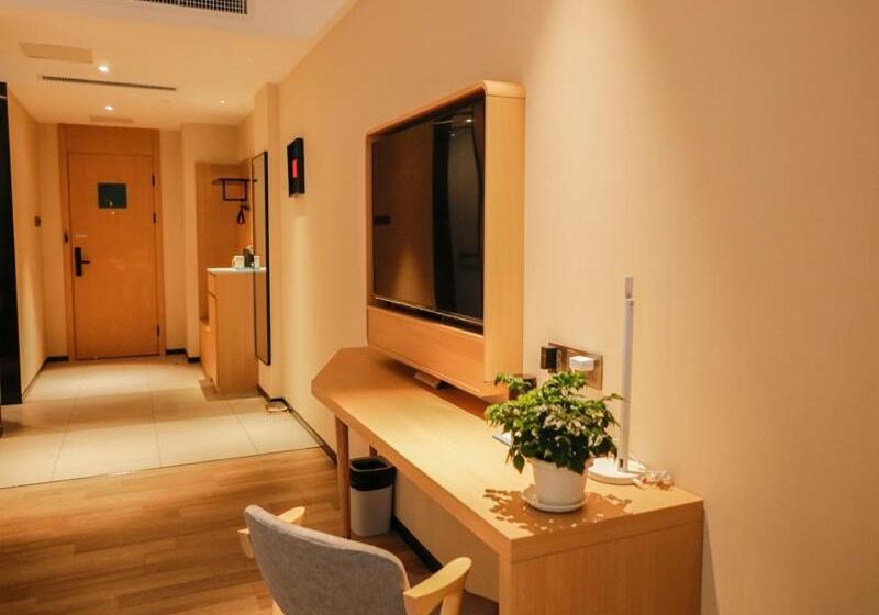 Lanou Hotel Jinzhou Red Star Macalline