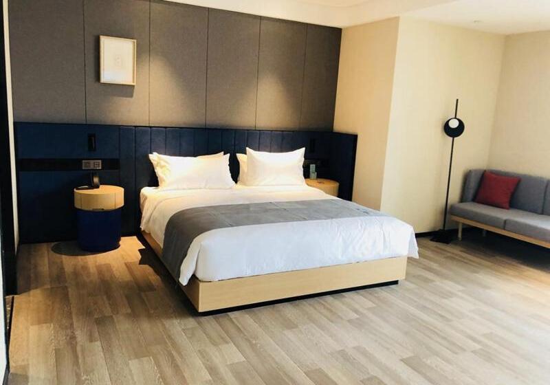 Lanou Hotel Jinzhou Red Star Macalline