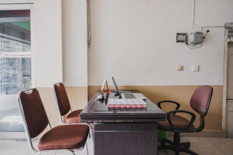 ホテル Reddoorz @ Jalan Stm Medan