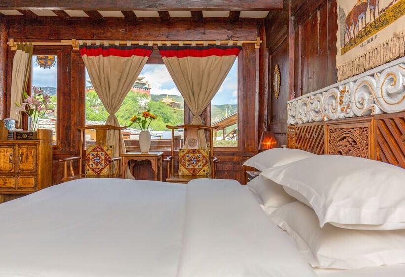 فندق Shangri La E Outfitting Boutique