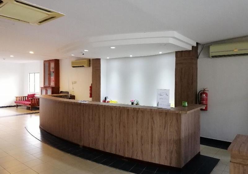 Safari Hotel By Oyo Rooms