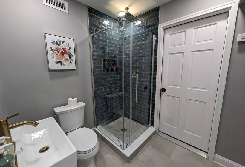 فندق Colony Suite