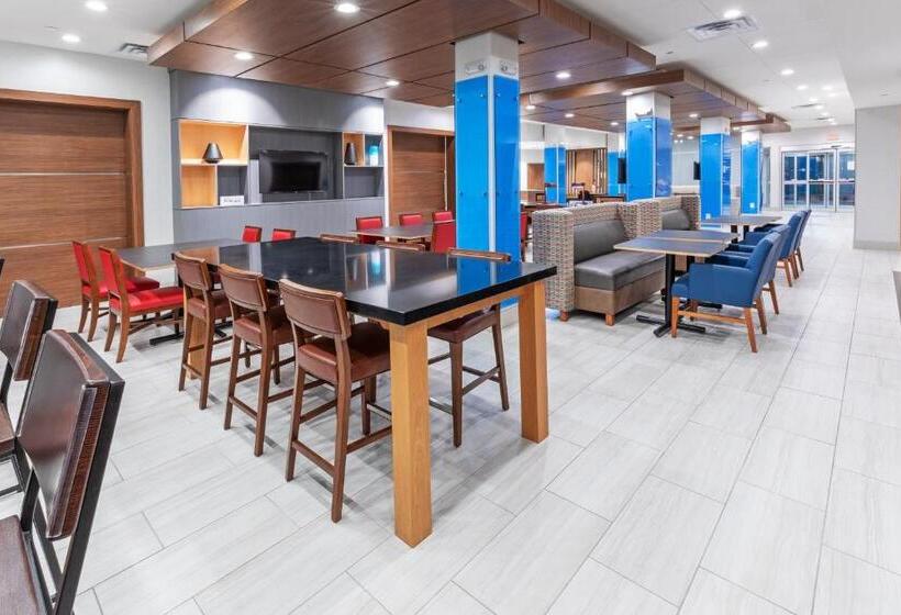 בית מלון כפרי Holiday Inn Express & Suites   Stafford Nw   Sugar Land, An Ihg