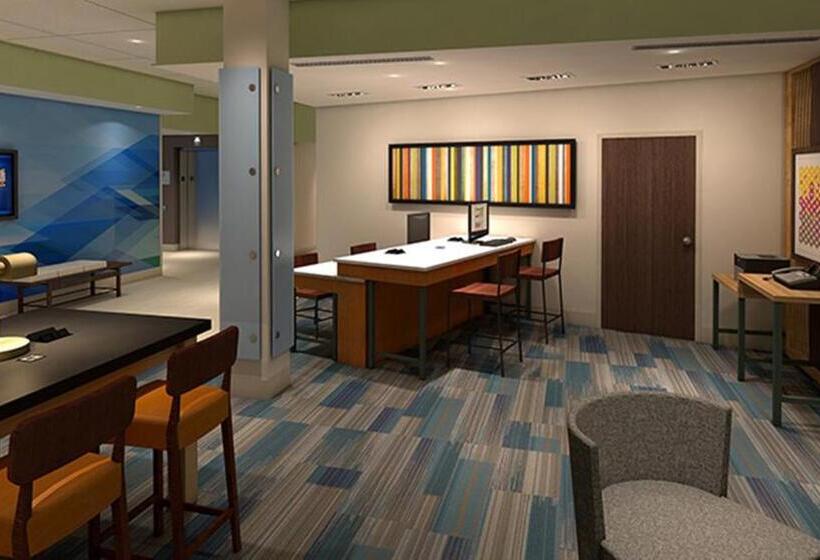 בית מלון כפרי Holiday Inn Express & Suites   Stafford Nw   Sugar Land, An Ihg