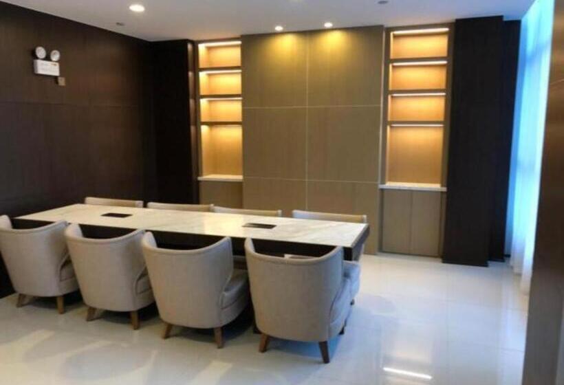 Отель Jinjiang Inn Select Chuzhou Zhongdu Avenue Langya Mountain Zuiwenting Scenic Spot