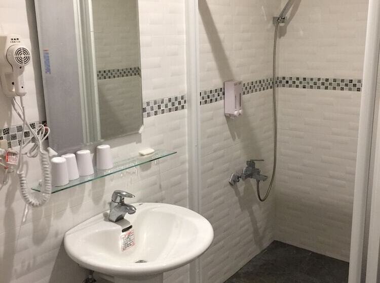 هتل Shan Ming Show B&b