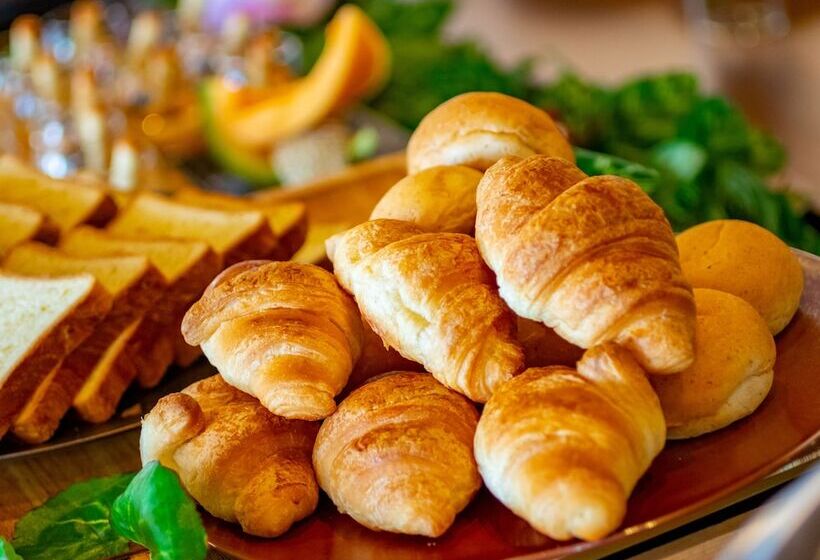 旅館 Torifito Hotel&pod Niseko