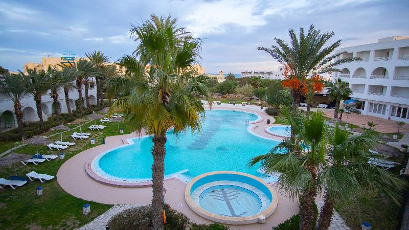 Aquaterra Bahia Beach Hotel