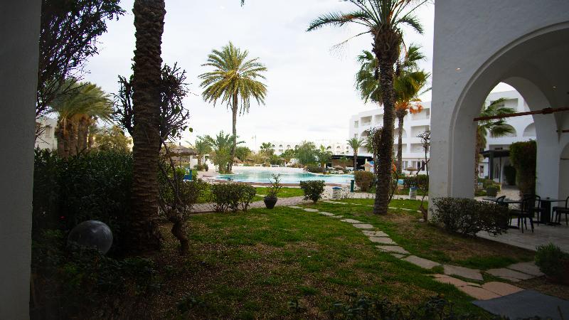 Aquaterra Bahia Beach Hotel