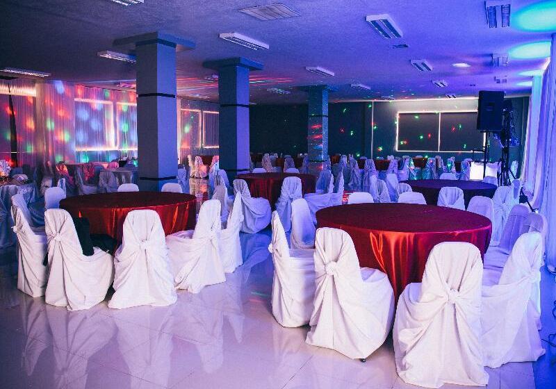 Baja Inn Hoteles La Mesa