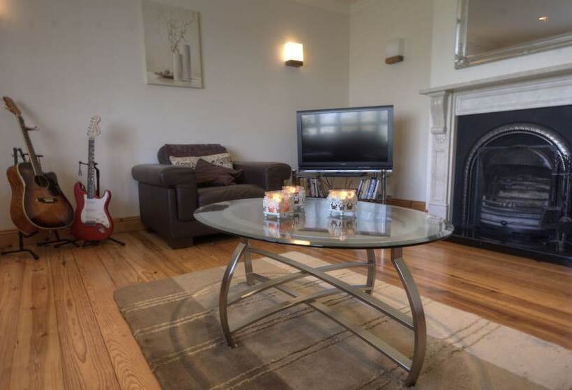 住宿加早餐  Oranhill Lodge Guesthouse