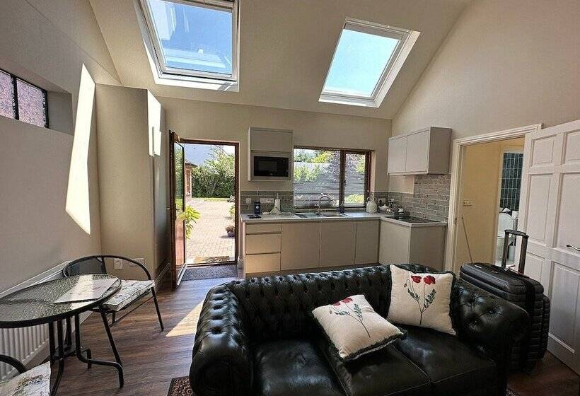 住宿加早餐  Oranhill Lodge Guesthouse