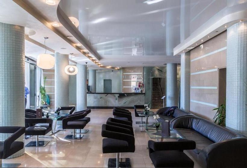 Cosmopolitan Hotel & Wellness