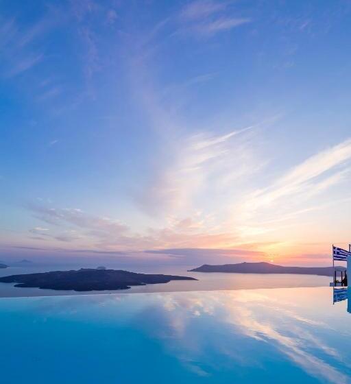 Cosmopolitan Suites - Small Luxury Hotels Of The World