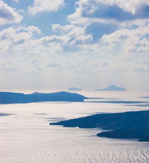 Cosmopolitan Suites - Small Luxury Hotels Of The World