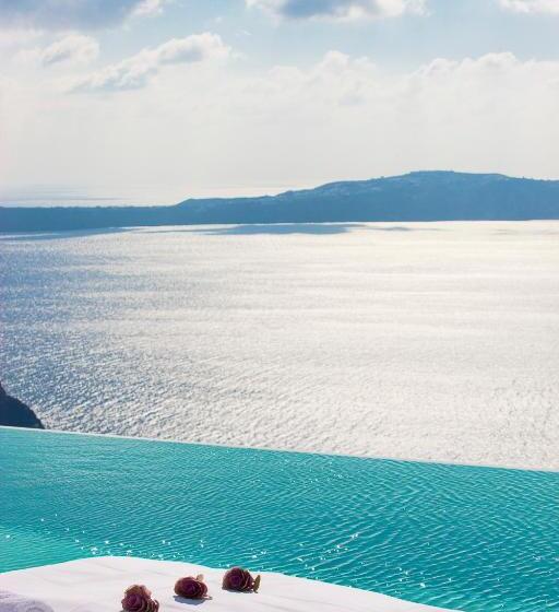 Cosmopolitan Suites - Small Luxury Hotels Of The World