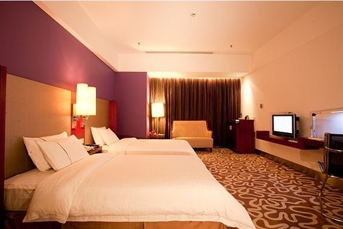 Shenzhen Caa Holy Sun Hotel, Luohu Railway Station