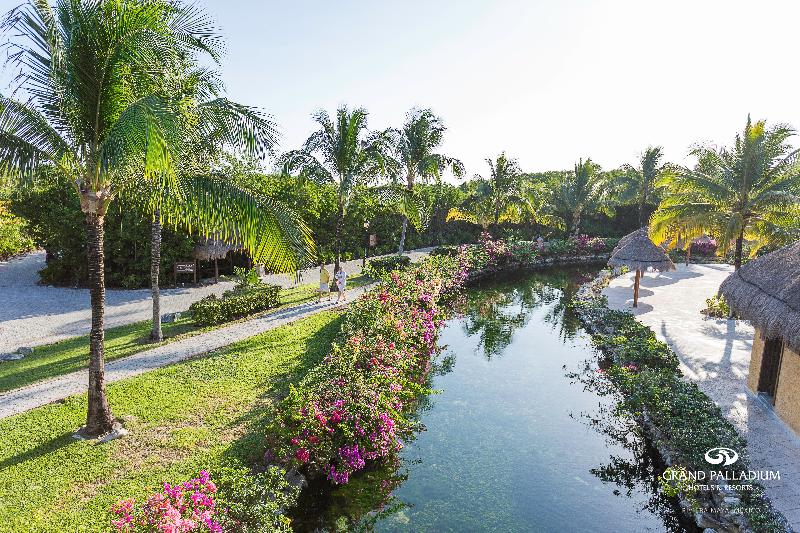 Grand Palladium Select White Sand Resort & Spa - All Inclusive